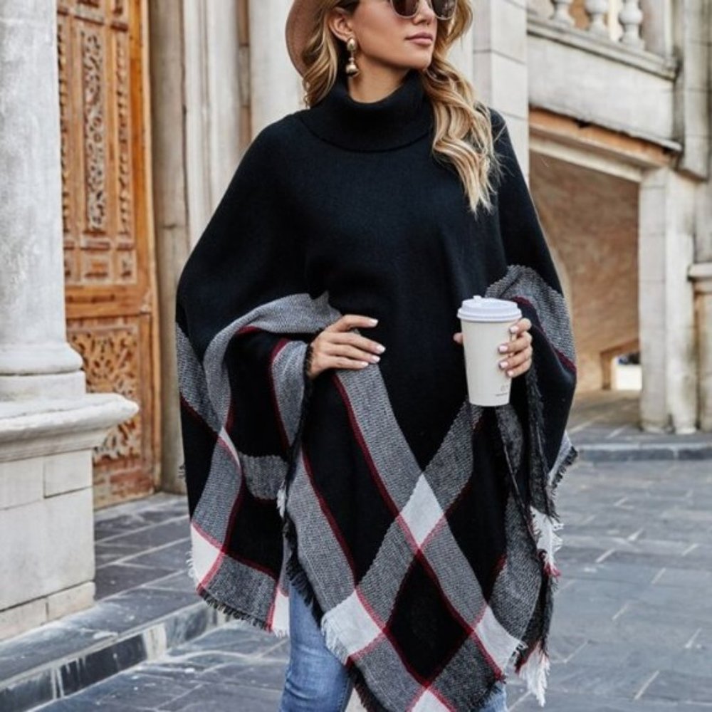 CLASSIC PONCHO - BLACK - Picture 5 of 6